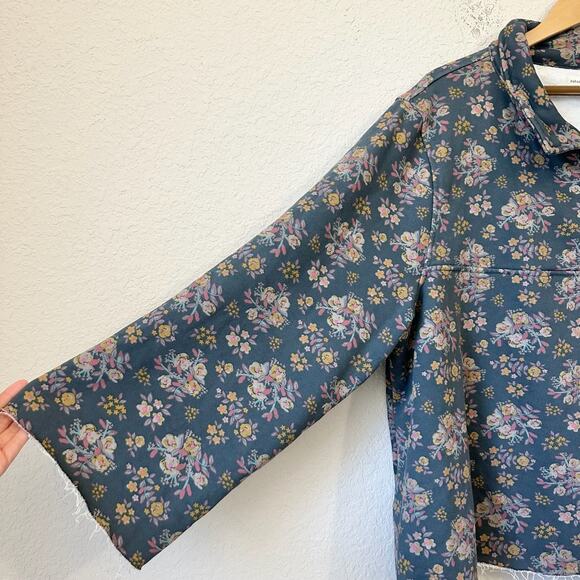 NATURAL LIFE Easy Does It Sweatshirt Blue Floral 1/2 Zip Pullover - Picture 5 of 10